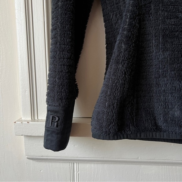 Patagonia R3 Hoody - Picture 6 of 7